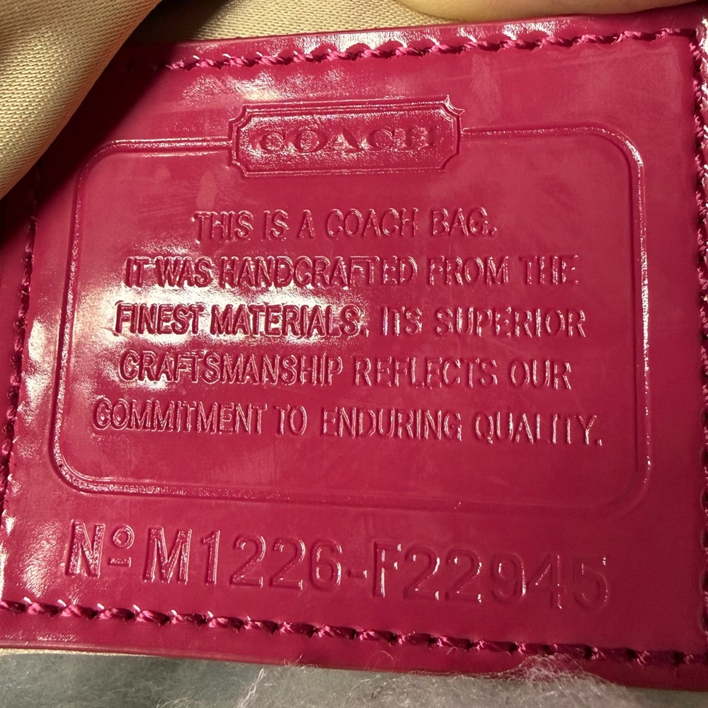 Coach Poppy Signature Glam Tote / Swingpack – F23946 (2012) - Picture 6 of 10